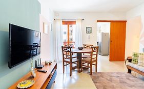 Charmoso Apartamento em Santo Antônio do Pinhal